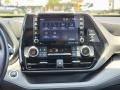 Graphite Controls Photo for 2020 Toyota Highlander #146187995