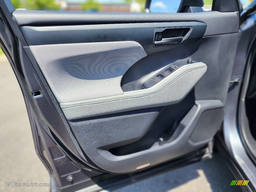 2020 Toyota Highlander LE AWD Door Panel Photos