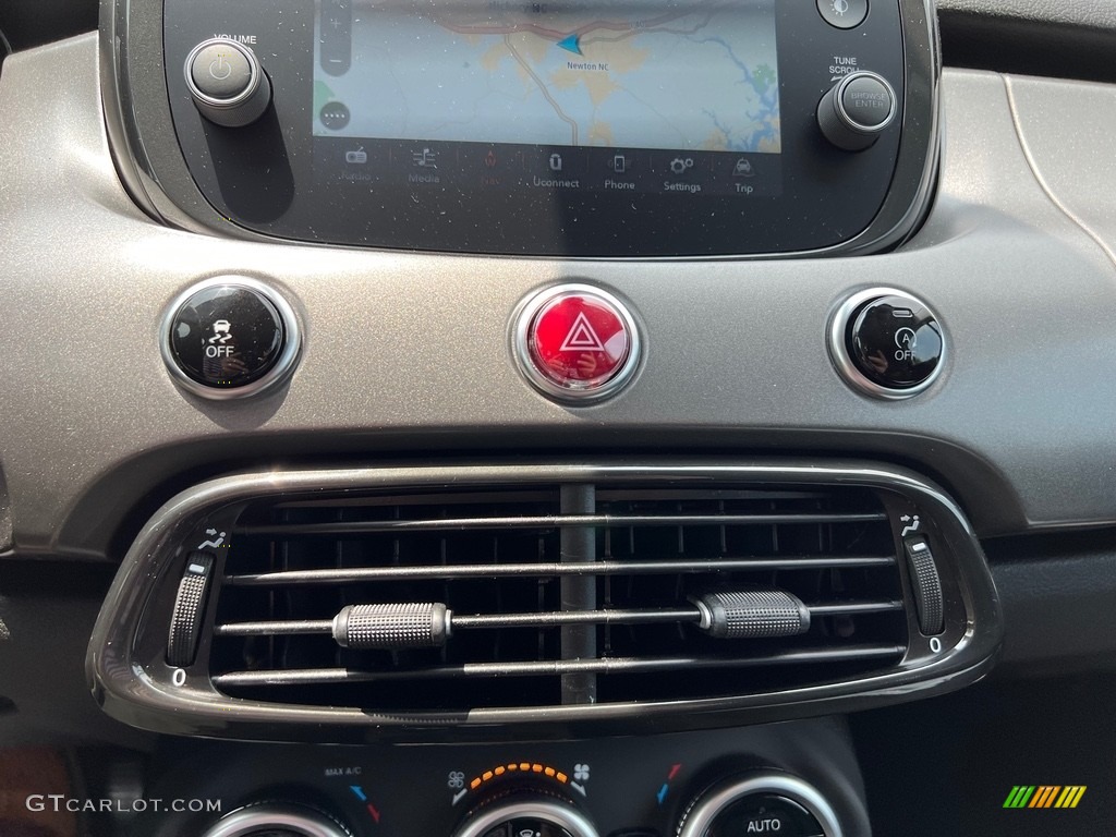 2023 Fiat 500X Sport AWD Controls Photo #146189367