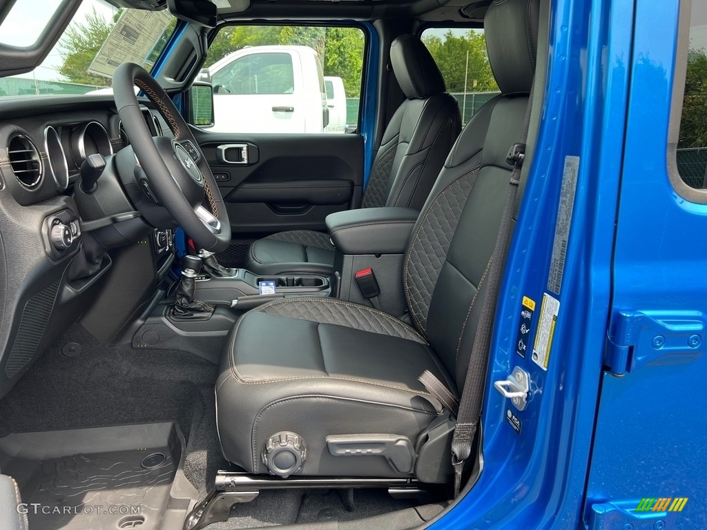 2023 Jeep Gladiator High Altitude 4x4 Front Seat Photo #146189836