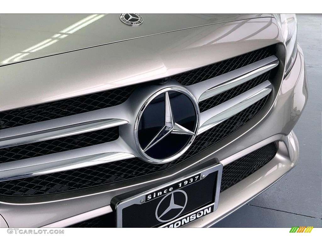 2019 C 300 Sedan - Selenite Grey Metallic / Black photo #30