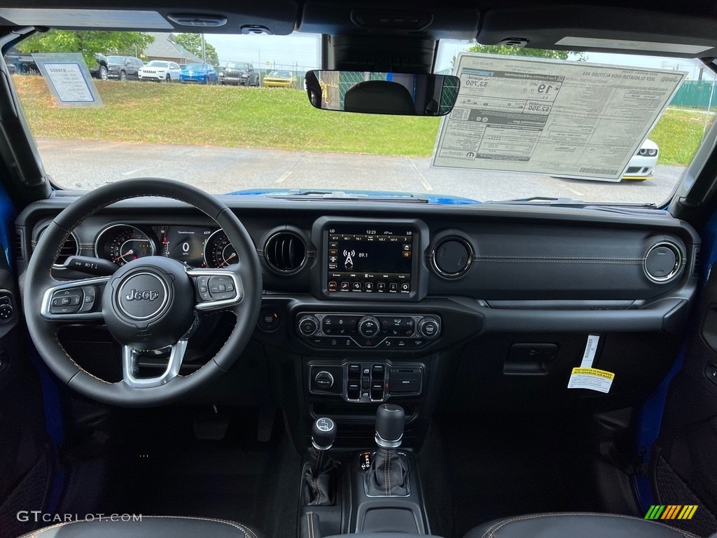 2023 Gladiator High Altitude 4x4 - Hydro Blue Pearl / Black photo #18