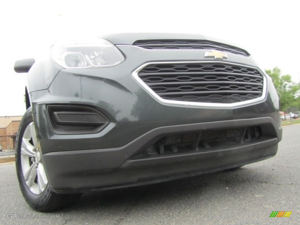 2017 Equinox LS - Nightfall Gray Metallic / Light Titanium/Jet Black photo #2