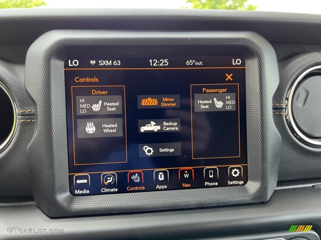 2023 Jeep Gladiator High Altitude 4x4 Controls Photo #146190171