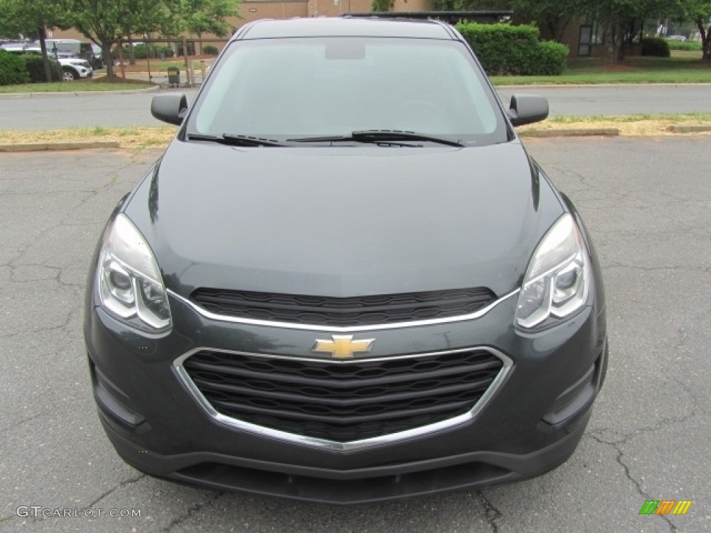 2017 Equinox LS - Nightfall Gray Metallic / Light Titanium/Jet Black photo #4