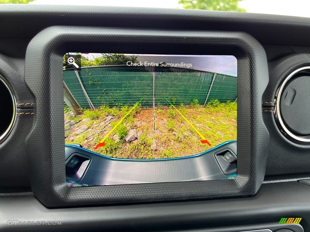 2023 Jeep Gladiator High Altitude 4x4 Controls Photo #146190195