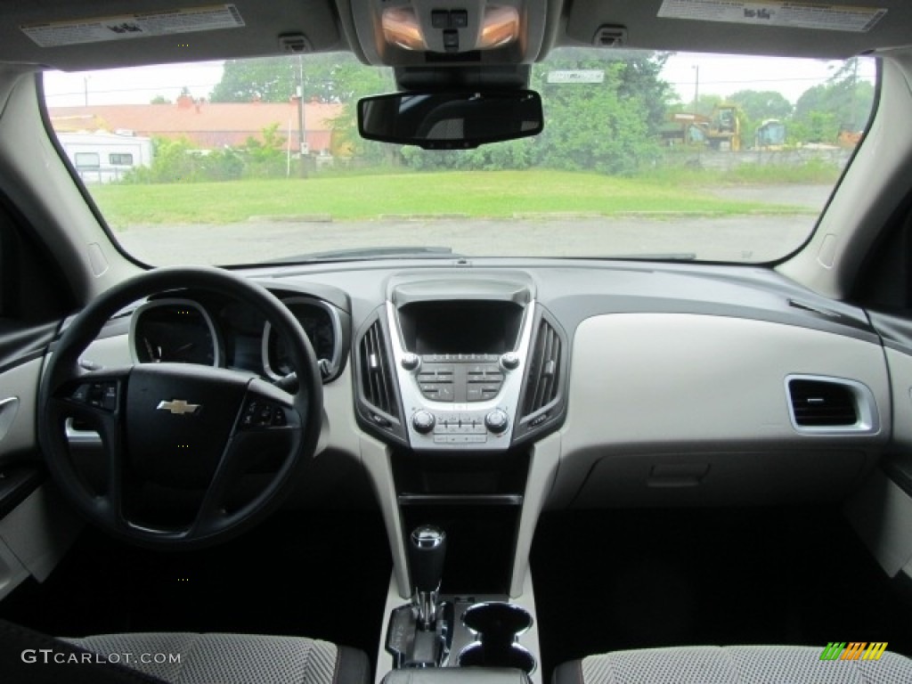 2017 Equinox LS - Nightfall Gray Metallic / Light Titanium/Jet Black photo #13