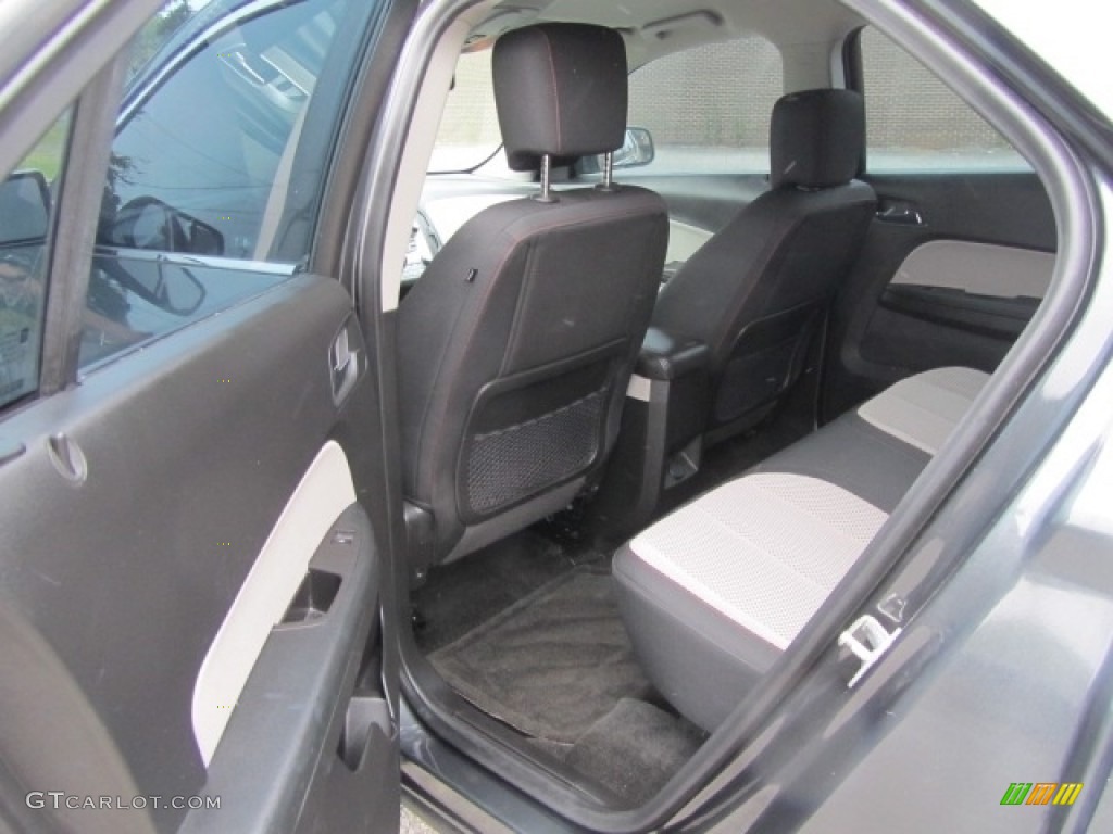 Light Titanium/Jet Black Interior 2017 Chevrolet Equinox LS Photo #146190507