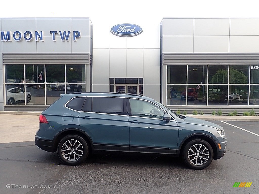 2019 Tiguan SE 4MOTION - Stone Blue Metallic / Titan Black photo #1