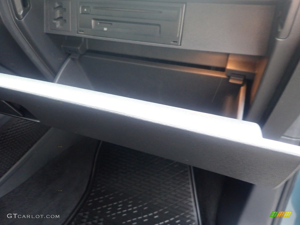 2019 Tiguan SE 4MOTION - Stone Blue Metallic / Titan Black photo #13