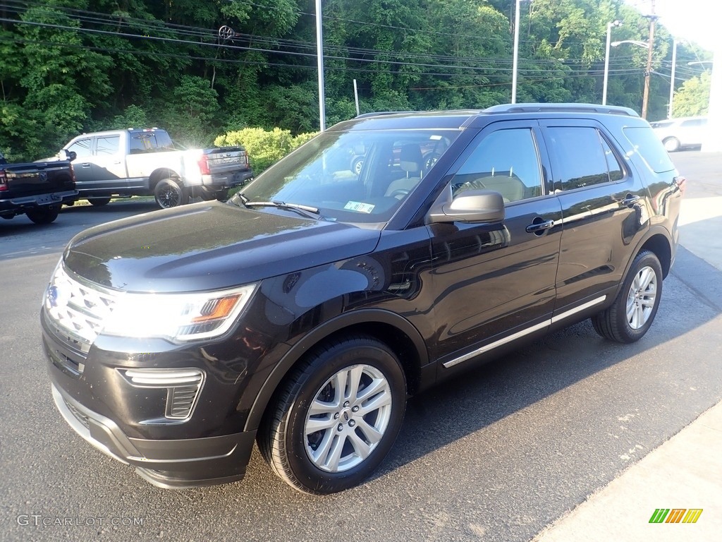 2019 Explorer XLT 4WD - Agate Black / Medium Black photo #7