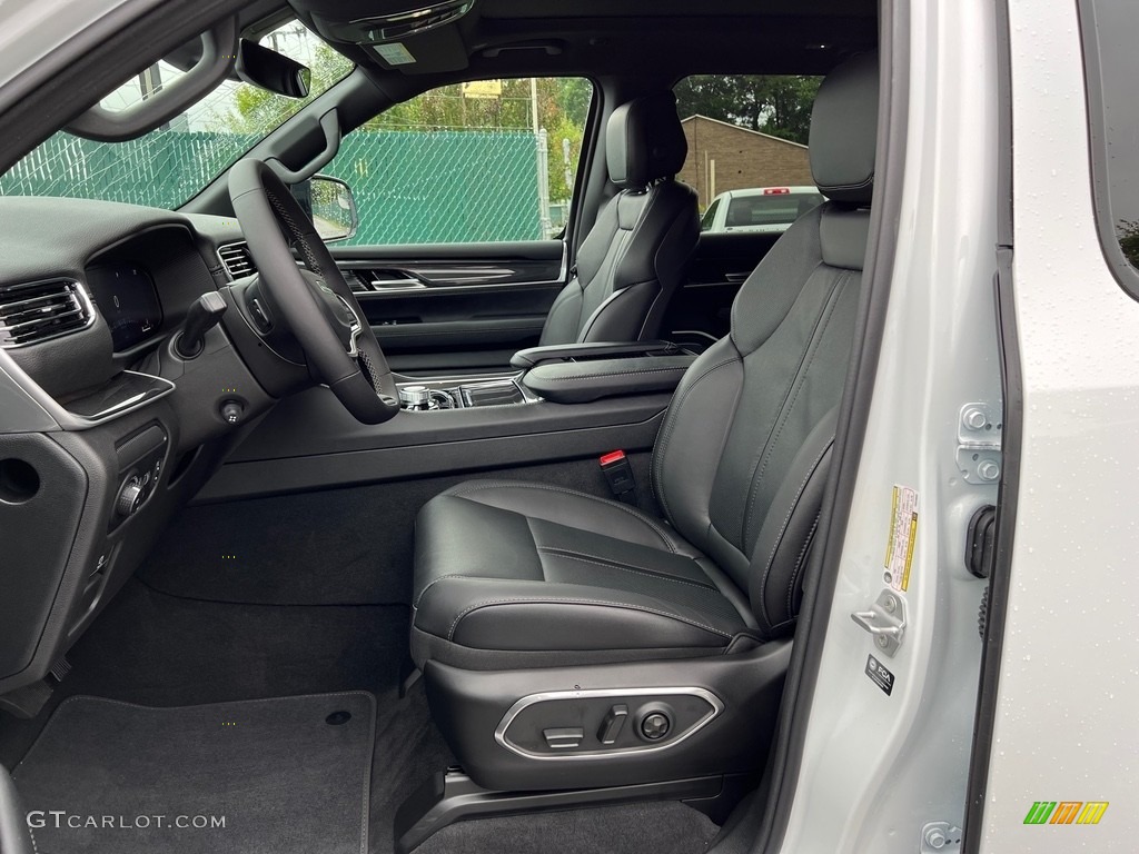 2023 Jeep Wagoneer Base 4x4 Front Seat Photo #146192942