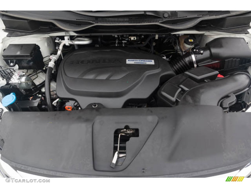 2019 Honda Odyssey Touring Engine Photos