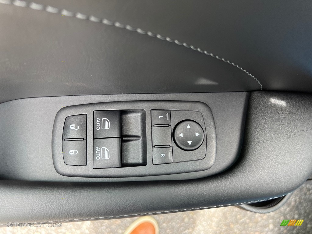 2023 Dodge Challenger GT Plus Door Panel Photos