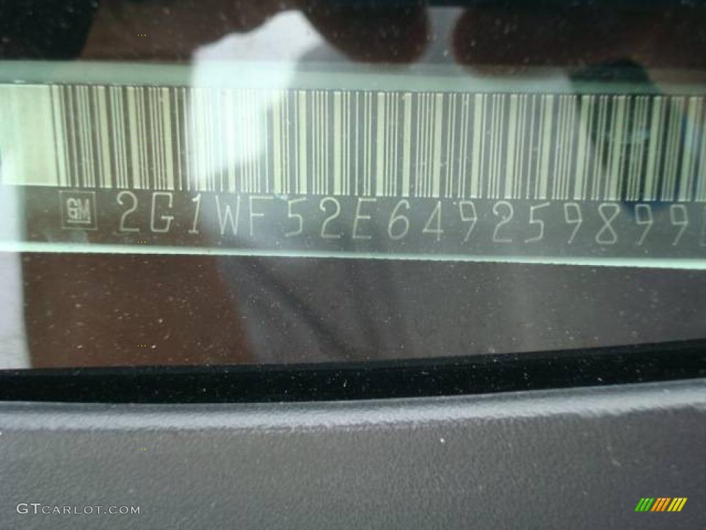 2004 Impala  - White / Medium Gray photo #9