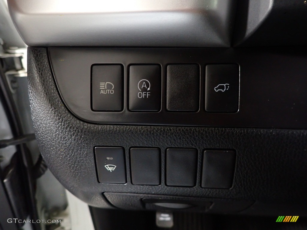 2019 Highlander XLE AWD - Blizzard Pearl White / Black photo #31