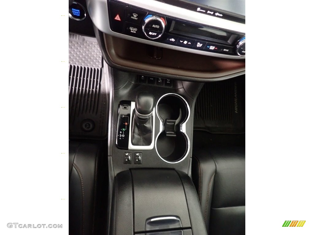 2019 Highlander XLE AWD - Blizzard Pearl White / Black photo #32