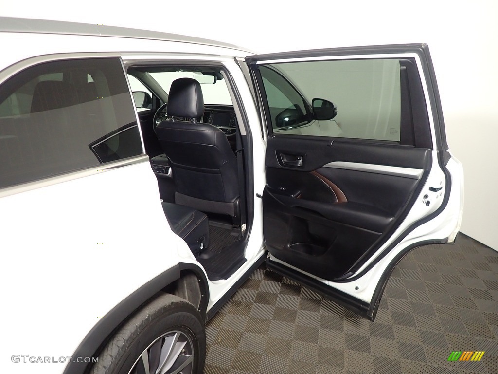 2019 Highlander XLE AWD - Blizzard Pearl White / Black photo #36
