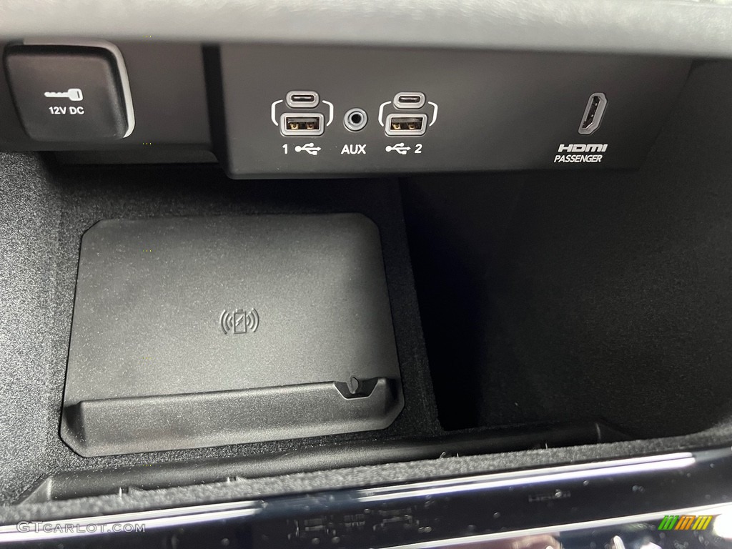 2023 Jeep Wagoneer L Series II 4x4 Controls Photo #146199066