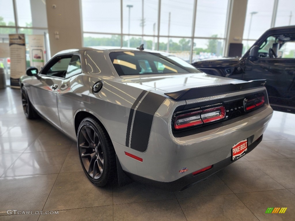 2021 Challenger R/T Scat Pack - Smoke Show / Black photo #12