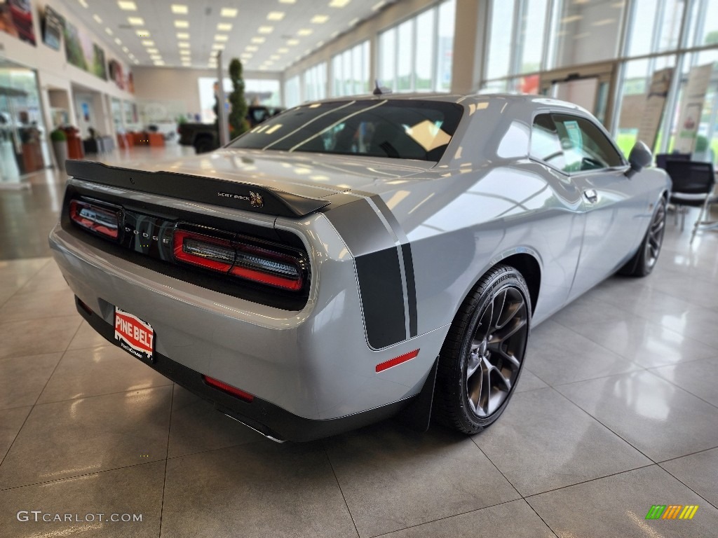 2021 Challenger R/T Scat Pack - Smoke Show / Black photo #14