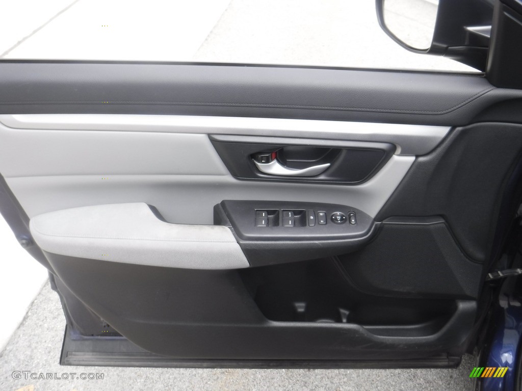 2020 Honda CR-V LX AWD Gray Door Panel Photo #146200842