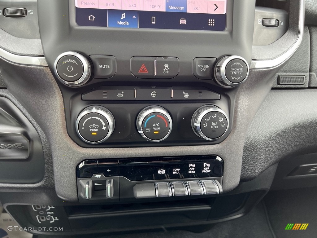 2023 Ram 2500 Big Horn Crew Cab 4x4 Controls Photo #146201178