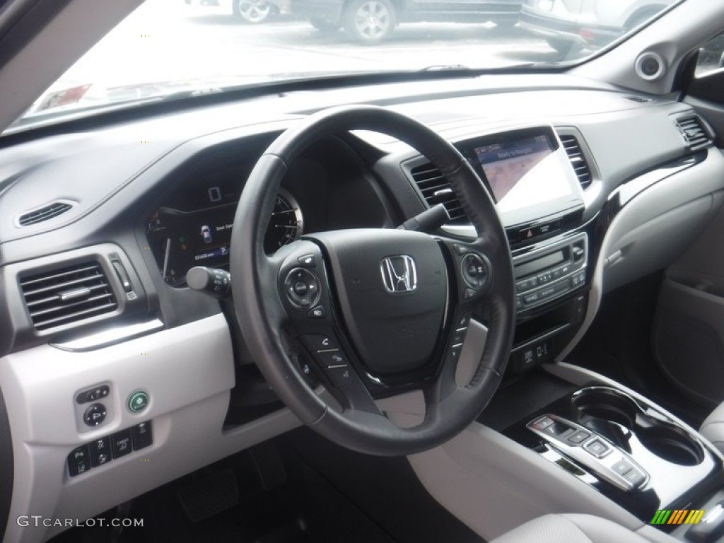 2020 Ridgeline RTL-E AWD - Obsidian Blue Pearl / Gray photo #15