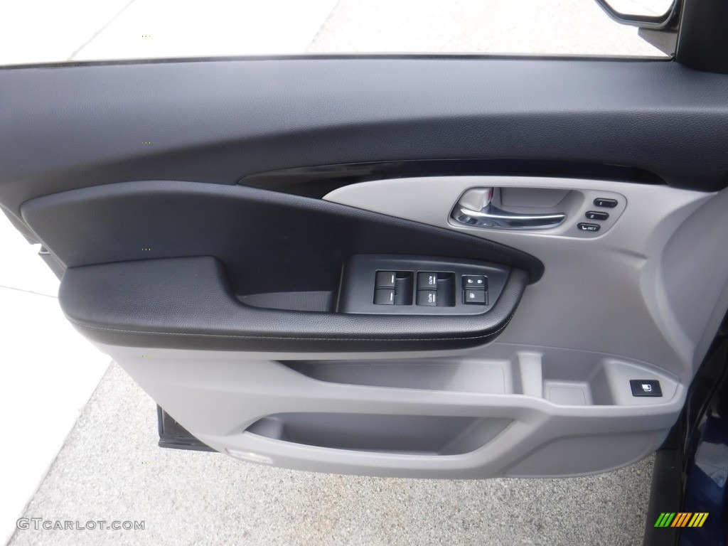 2020 Ridgeline RTL-E AWD - Obsidian Blue Pearl / Gray photo #19