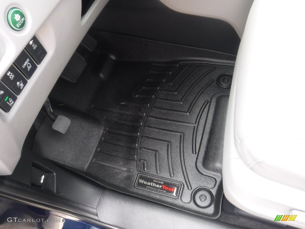 2020 Ridgeline RTL-E AWD - Obsidian Blue Pearl / Gray photo #21