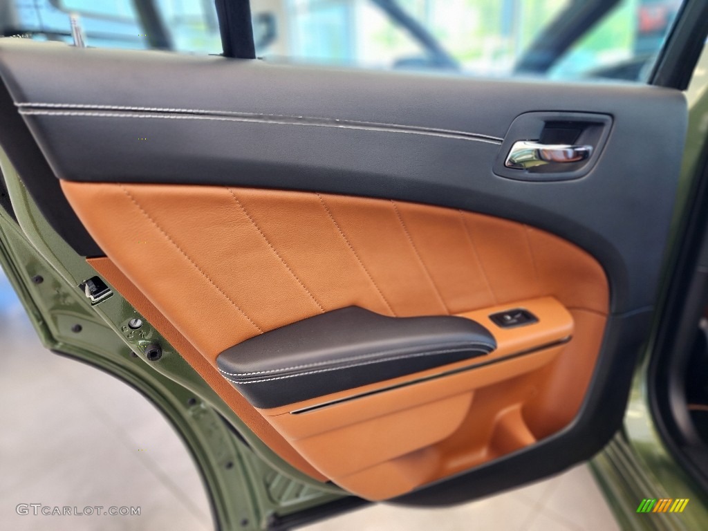 2022 Dodge Charger SRT Hellcat Widebody Black/Sepia Door Panel Photo #146202582