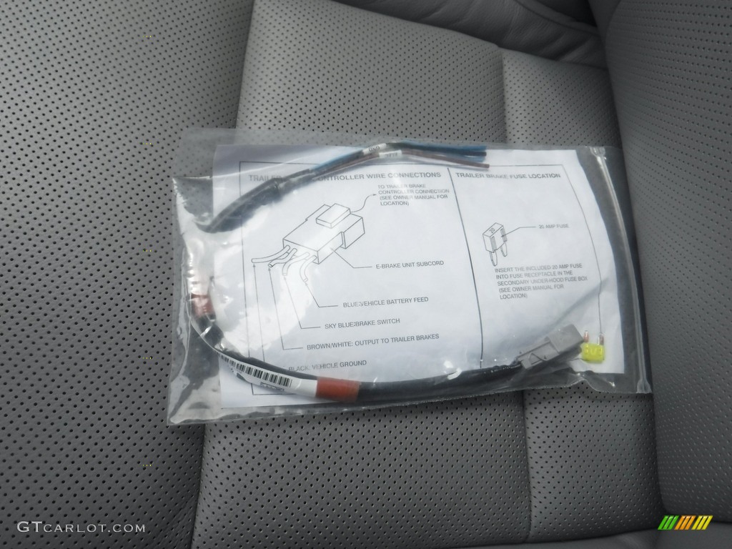 2020 Ridgeline RTL-E AWD - Obsidian Blue Pearl / Gray photo #38