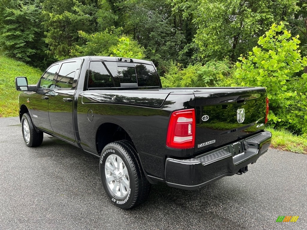 2023 3500 Laramie Crew Cab 4x4 - Diamond Black Crystal Pearl / Black photo #6