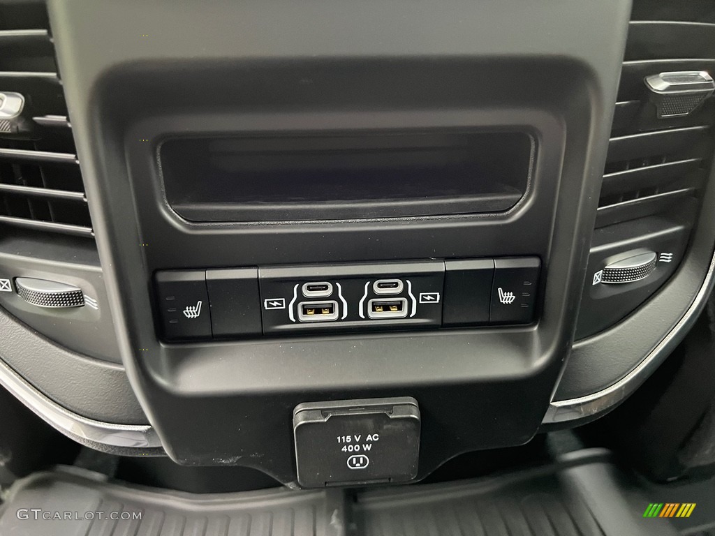 2023 3500 Laramie Crew Cab 4x4 - Diamond Black Crystal Pearl / Black photo #18