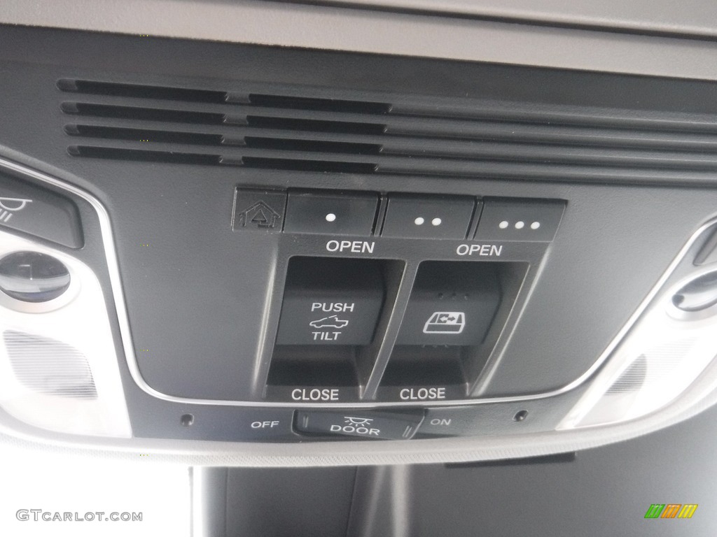 2020 Ridgeline RTL-E AWD - Modern Steel Metallic / Black photo #31