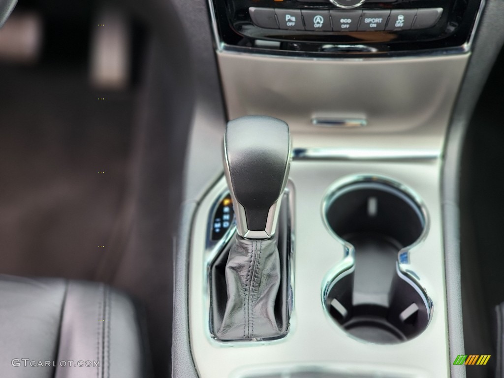2020 Jeep Grand Cherokee Limited 4x4 Transmission Photos