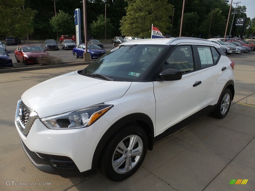 Fresh Powder White 2019 Nissan Kicks S Exterior Photo #146207279