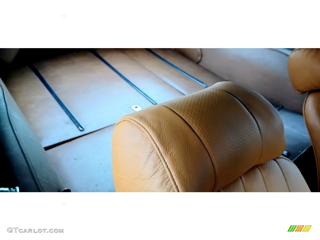 1969 Jaguar E-Type XKE 4.2 Fixed Head Coupe Rear Seat Photos