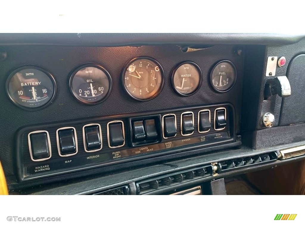 1969 Jaguar E-Type XKE 4.2 Fixed Head Coupe Controls Photo #146207325