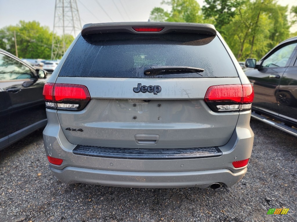 2020 Grand Cherokee Altitude 4x4 - Sting-Gray / Black photo #4