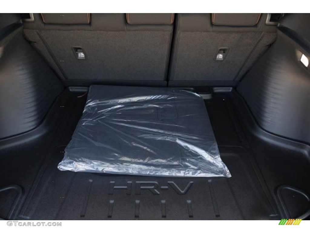 2024 Honda HR-V Sport Trunk Photos