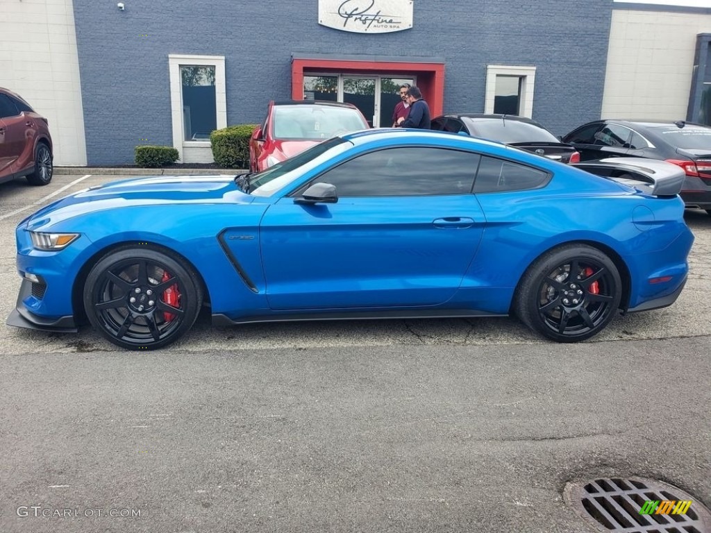 Velocity Blue 2019 Ford Mustang Shelby GT350R Exterior Photo #146208729