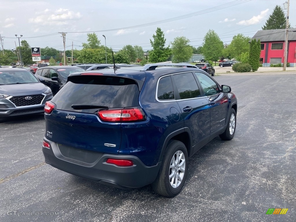 2018 Cherokee Latitude Plus 4x4 - Patriot Blue Pearl / Black photo #7