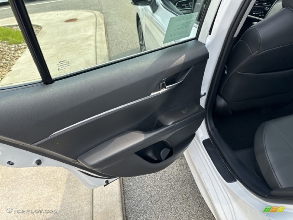 2023 Camry SE Hybrid - Ice Cap / Black photo #19