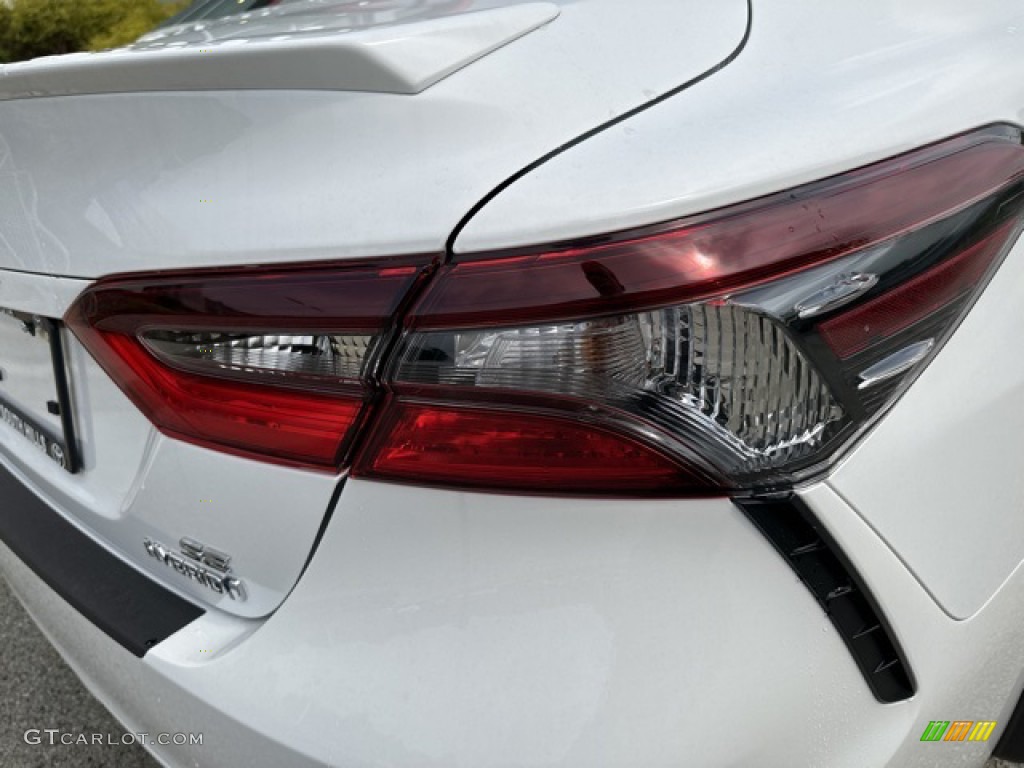 2023 Camry SE Hybrid - Ice Cap / Black photo #21