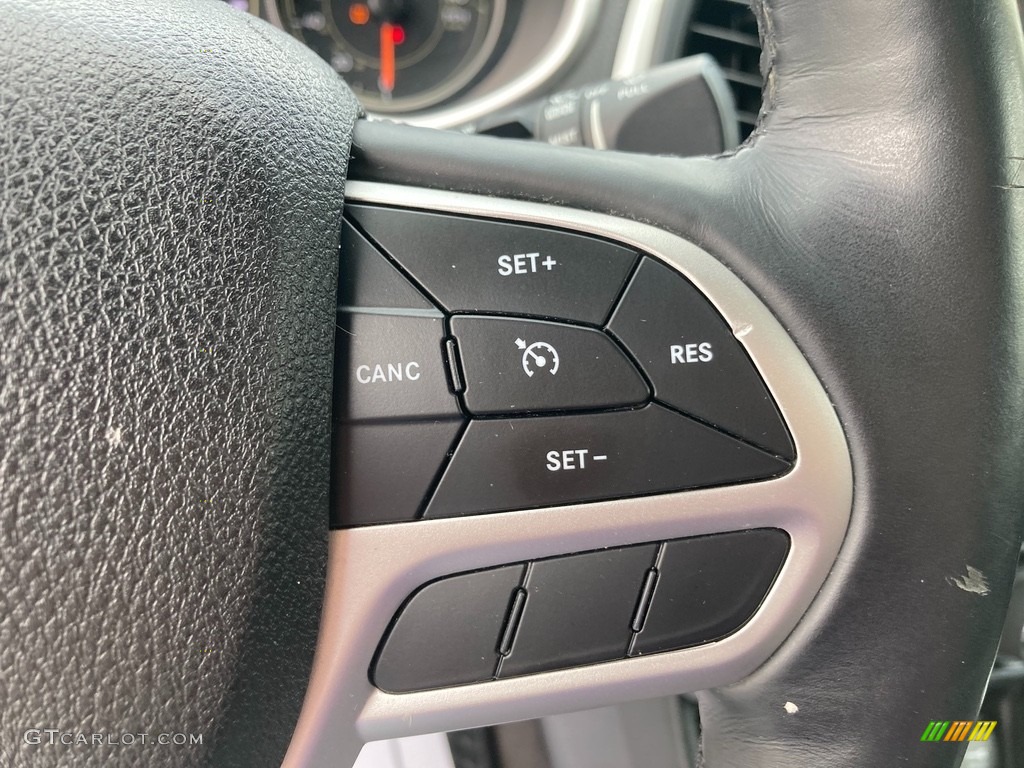 2018 Cherokee Latitude Plus 4x4 - Patriot Blue Pearl / Black photo #22