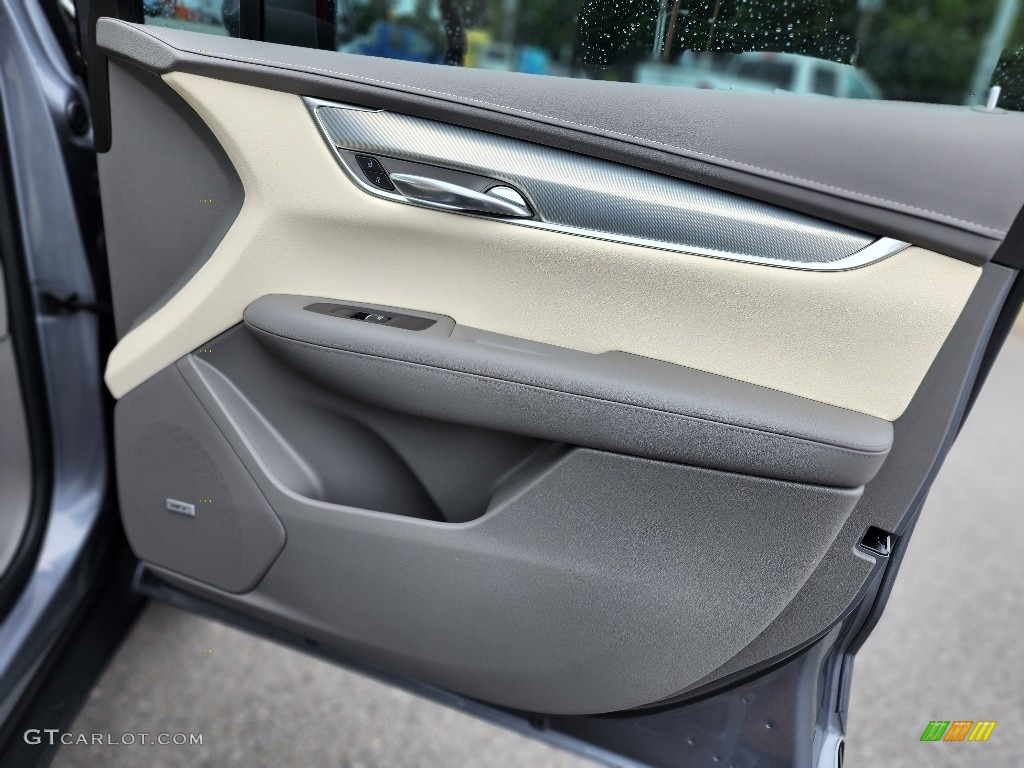 2022 Cadillac XT5 Premium Luxury AWD Cirrus Door Panel Photo #146210622