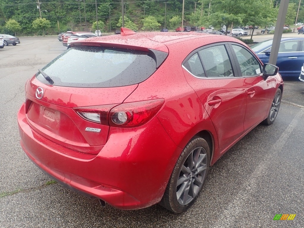 2018 MAZDA3 Touring 5 Door - Soul Red Metallic / Black photo #4