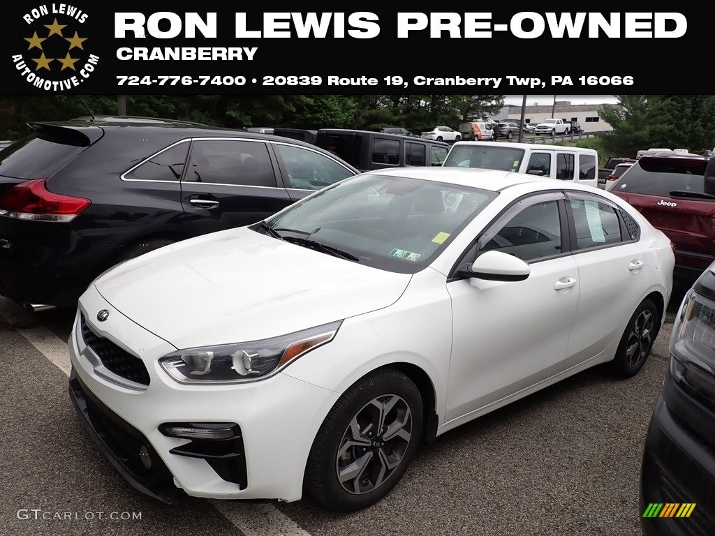 2020 Forte LXS - Clear White / Black photo #1