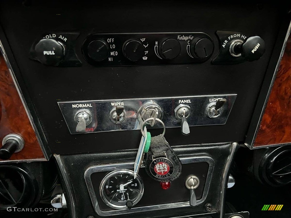 1965 Austin-Healey 3000 MK III BJ8 Controls Photos
